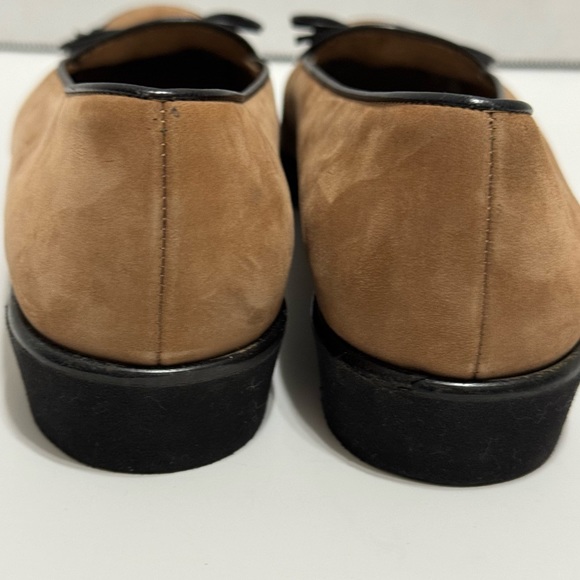 RARE Vintage Salvatore Ferragamo Boutique Tan Slip-On Loafers EUC - Picture 5 of 9